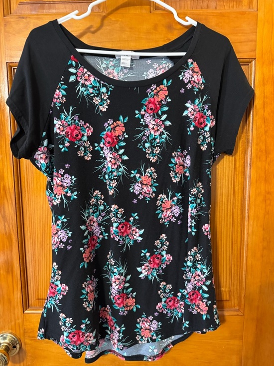 just be Tops - just be Black Floral Raglan Tee with Pink and Teal Blooms
